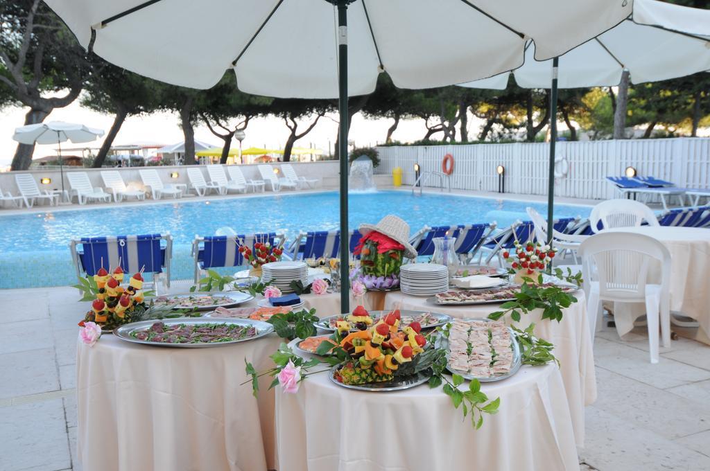 Hotel Bristol Lignano Sabbiadoro Exterior foto